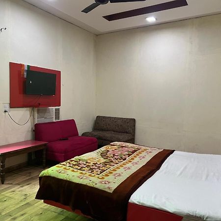 Hotel Skylark 阿姆利则 外观 照片